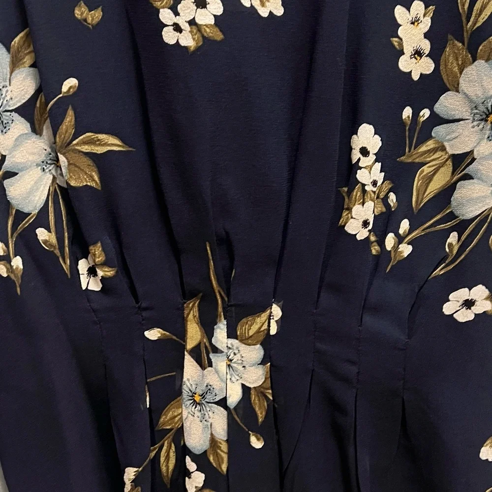 NWTA Joie Silk Blouse - Picture 10 of 10